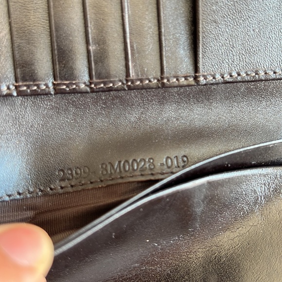 ‼️SOLD on instagram‼️Fendi card and passport holder - Picture 9 of 14